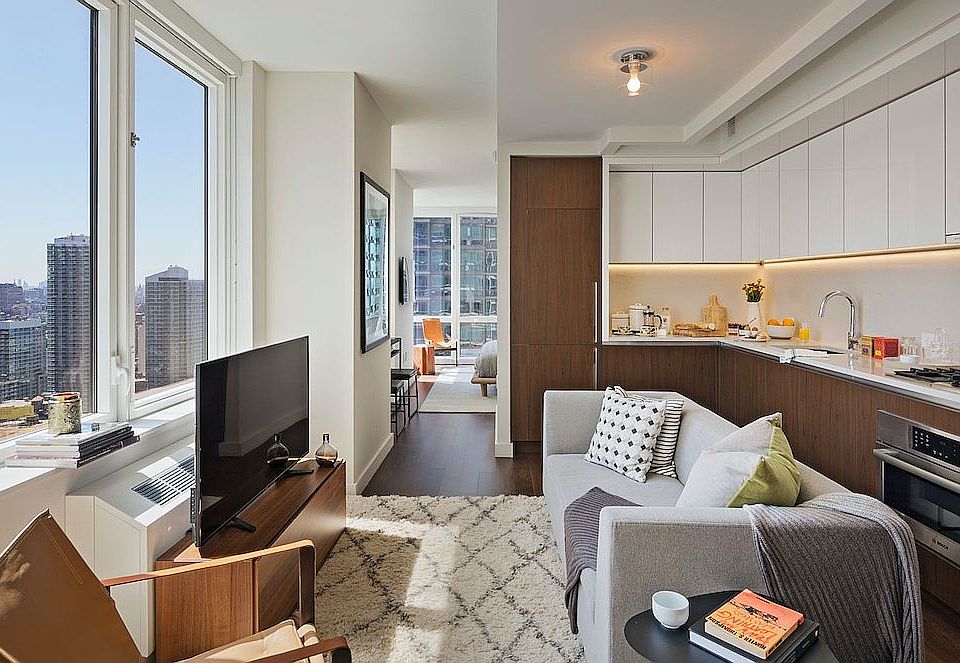 1st image of 605 W 42nd St APT 35M