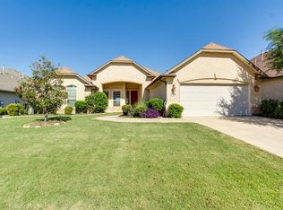 9708 Edmondson Dr, Denton, TX 76207
