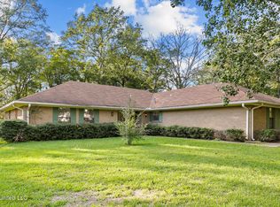 811 N Maple St #D, D Lo, MS 39062