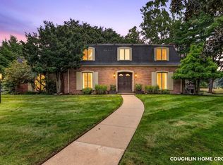 1330 Ridgewood Dr, Hastings, MI 49058