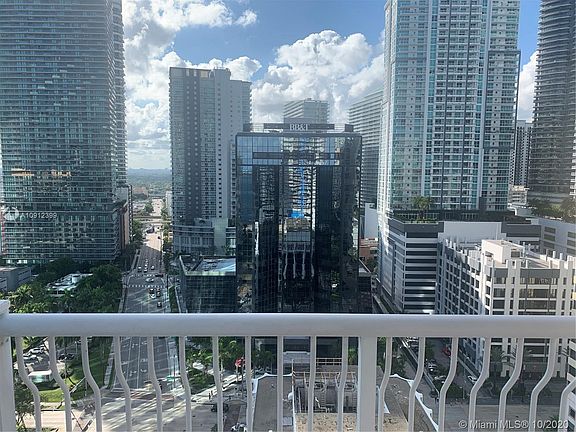4th image of 1200 Brickell Bay Dr APT 2323