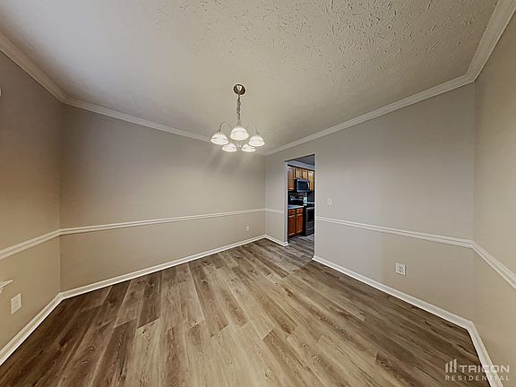 4th image of 5005 Towne Park Dr