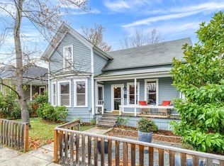 153-157 N 2nd St, Ashland, OR 97520