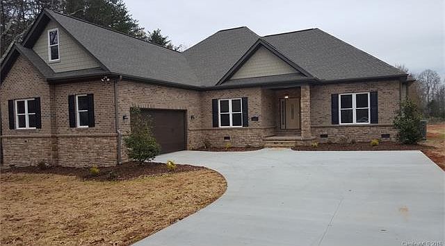 1st image of 120 Jess Ct #4