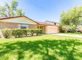 16814 Bougainvilla Ln, Friendswood, TX 77546