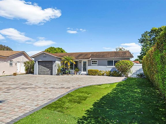 3rd image of 22658 SW 65th Cir