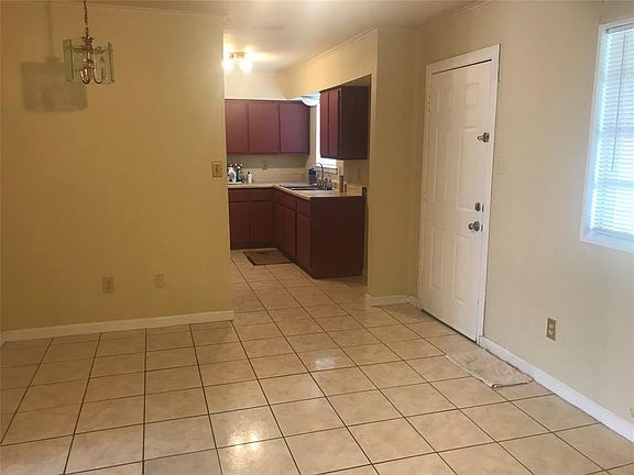 4th image of 4525 Bucknell Dr