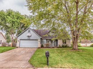 3130 Summerfield Dr, Indianapolis, IN