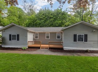 39 Lake Rd, Hopewell Junction, NY 12533