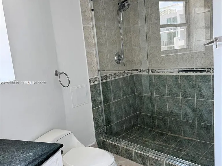 6039 Collins Ave #537 — Photo 17