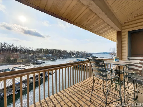 52 Wrenwood Cir #3A, Lake Ozark, MO 65049