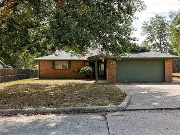 42 Mojave Dr, Shawnee, OK 74801