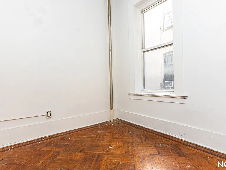 571 Lincoln Pl #2B — Photo 13