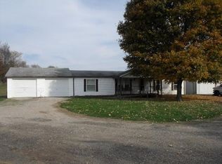 10194 Dozer Rd SW, Stoutsville, OH 43154