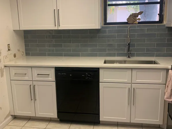 1411 NE 14th Ct #P-14, Jensen Beach, FL 34957