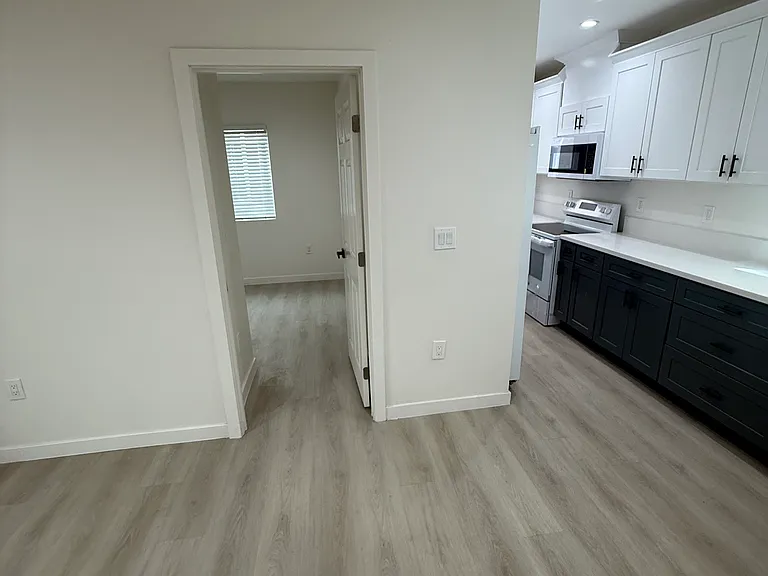 8210 Bell Ave — Photo 6