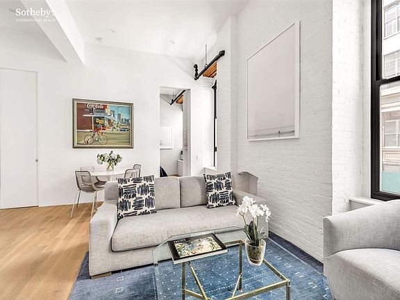 4th image of 23 E 10th St APT 210