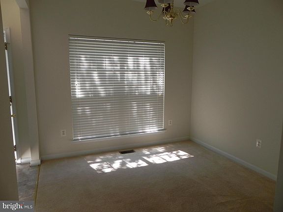 2nd image of 2164 Cottonwood Ln