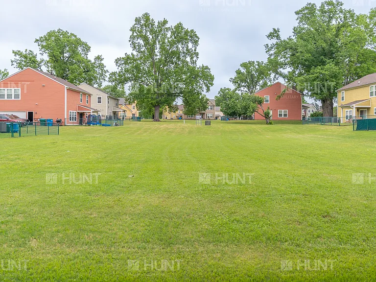 6078 Enterprise St — Photo 11