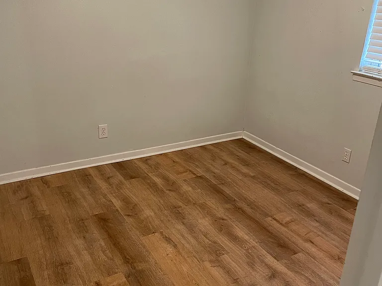 101 SW Rand Dr — Photo 7