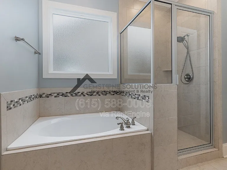 130 Hobbs Dr — Photo 15