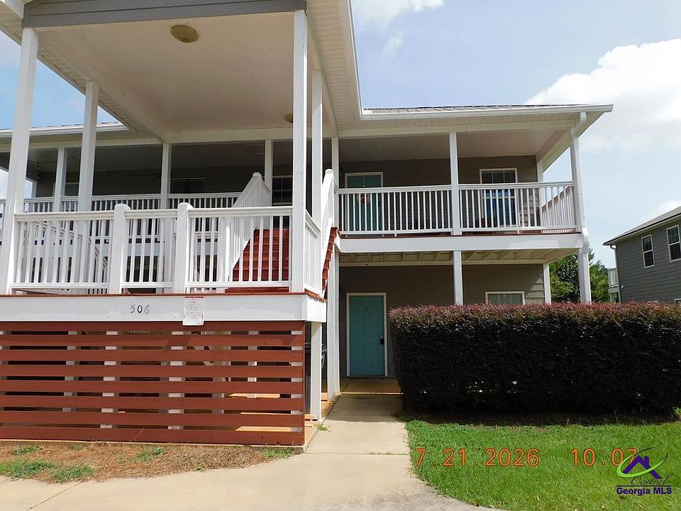 1st image of 506 Club Villa Ct APT 2