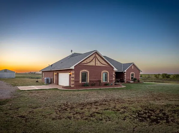 256937 E 1790th Rd, Geronimo, OK 73543