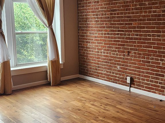 5th image of 197 Main St #1A
