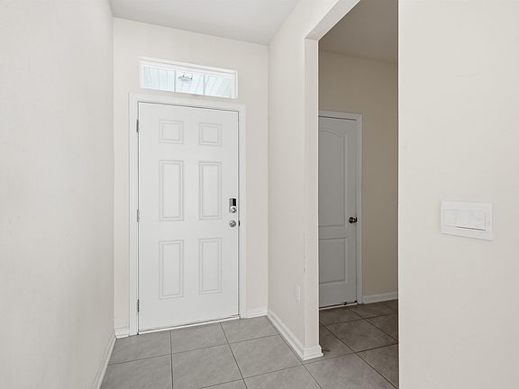4th image of 119 Redbud Rd