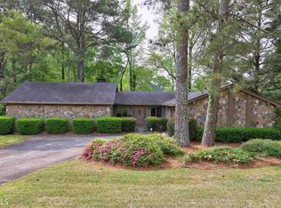 4540 Nantucket Dr, Lilburn, GA 30047