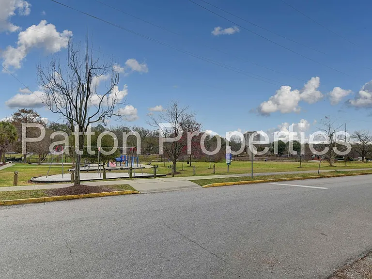2229 Greene St — Photo 20