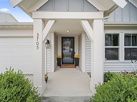 2nd image of 3705 Winding Path Dr