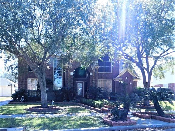 3rd image of 2015 Parkview Ln