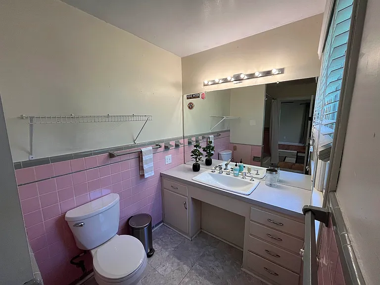 226 Orchard Ln — Photo 23
