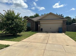 1212 Bluff View Dr, Hutchins, TX 75141