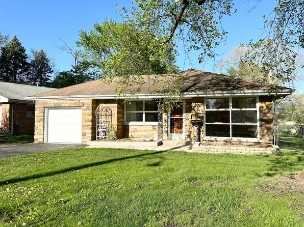 460 S Wall St, Kankakee, IL 60901