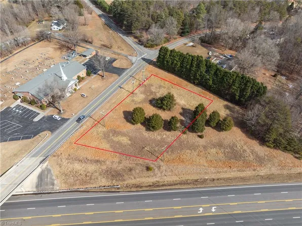 1906 Bethlehem Church Rd, Reidsville, NC 27320