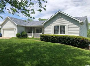 102 S Chaney Dr, Belle Rive, IL 62810