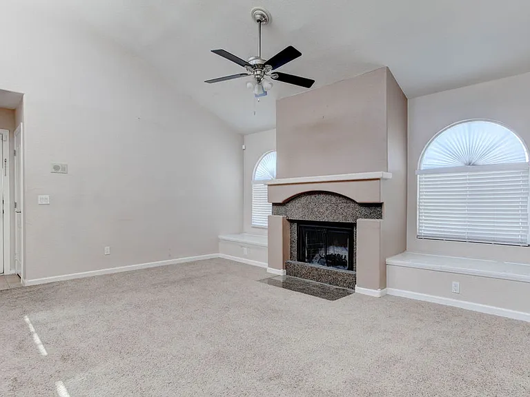 9325 W Desert Inn Rd #206 — Photo 5