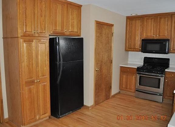 3rd image of 254 20th Ave S
