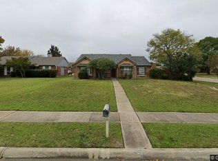 1513 Bergen Dr, Garland, TX 75040