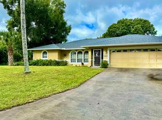 2065 19th Ave SW, Vero Beach, FL 32962