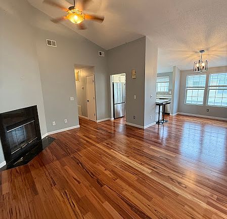 3rd image of 4612 Whispering Hills Dr #4612