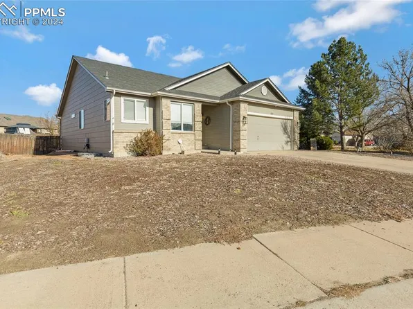 809 Daffodil St, Fountain, CO 80817