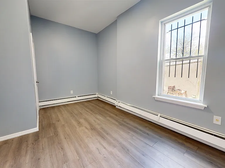 363 Forrest St #1 — Photo 9