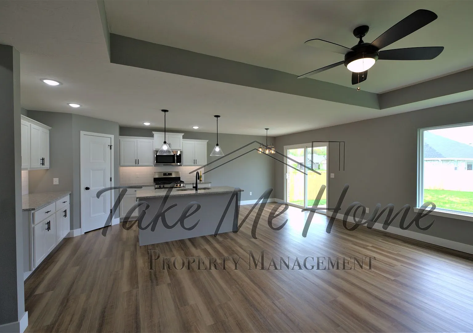 Gorgeous 3 bedroom in Nixa! — Photo 3