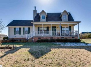 615 Groce Meadow Rd, Taylors, SC 29687