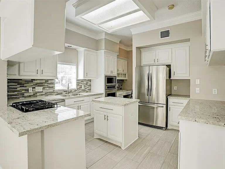 4425 Mildred St — Photo 15