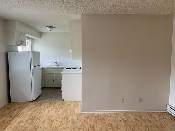 4th image of 1211 Pico Blvd #11