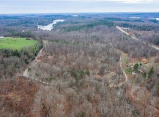 504 Rock Creek Bay Dr, Fair Play, SC 29643